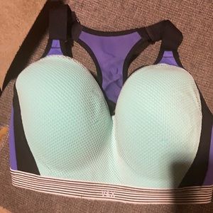 Victory secret sports bra